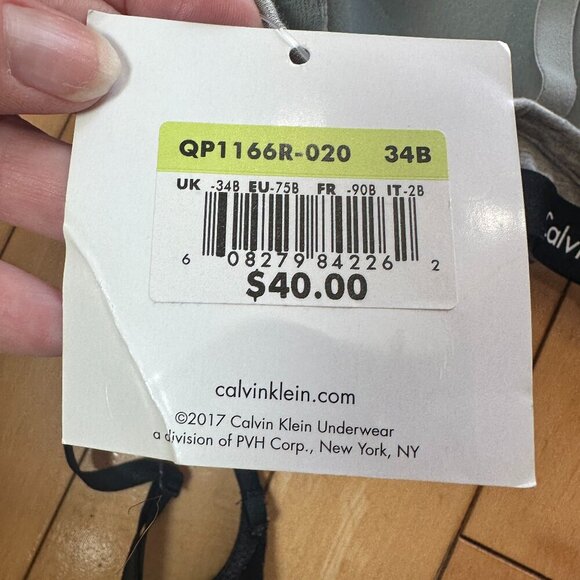 NWT CALVIN KLEIN Padded Grey Knit Bra Size 34B + Free Black Bra Size Small - Picture 9 of 9